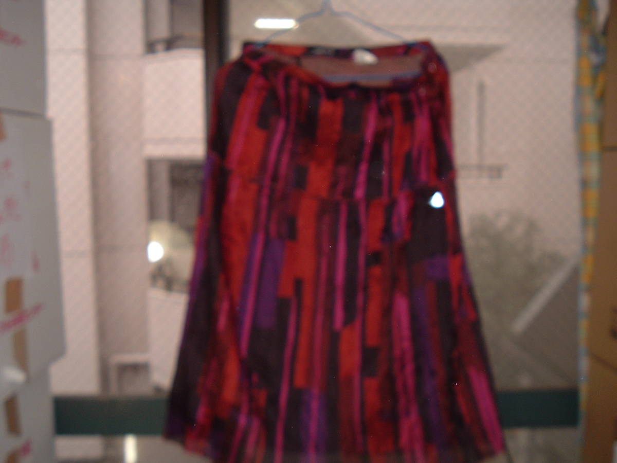 AH5-3-8 ①.. skirt S ②Lady Scope waist size 77cm.①.③ each . price.. after the bidding successfully . hope. goods. number ..