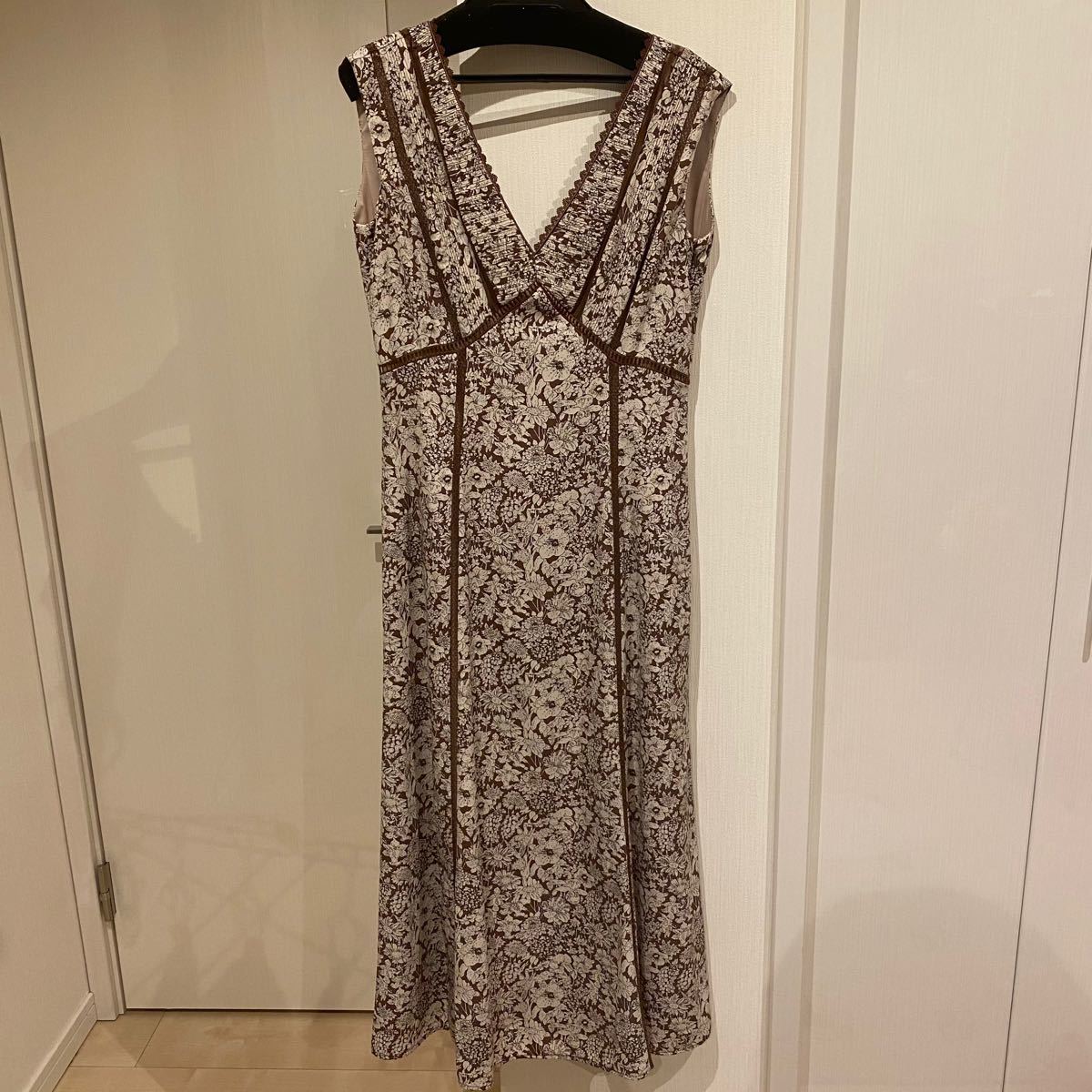Her lip to Lace Trimmed Floral Dress brown Mサイズ　フローラルドレス　herlipto