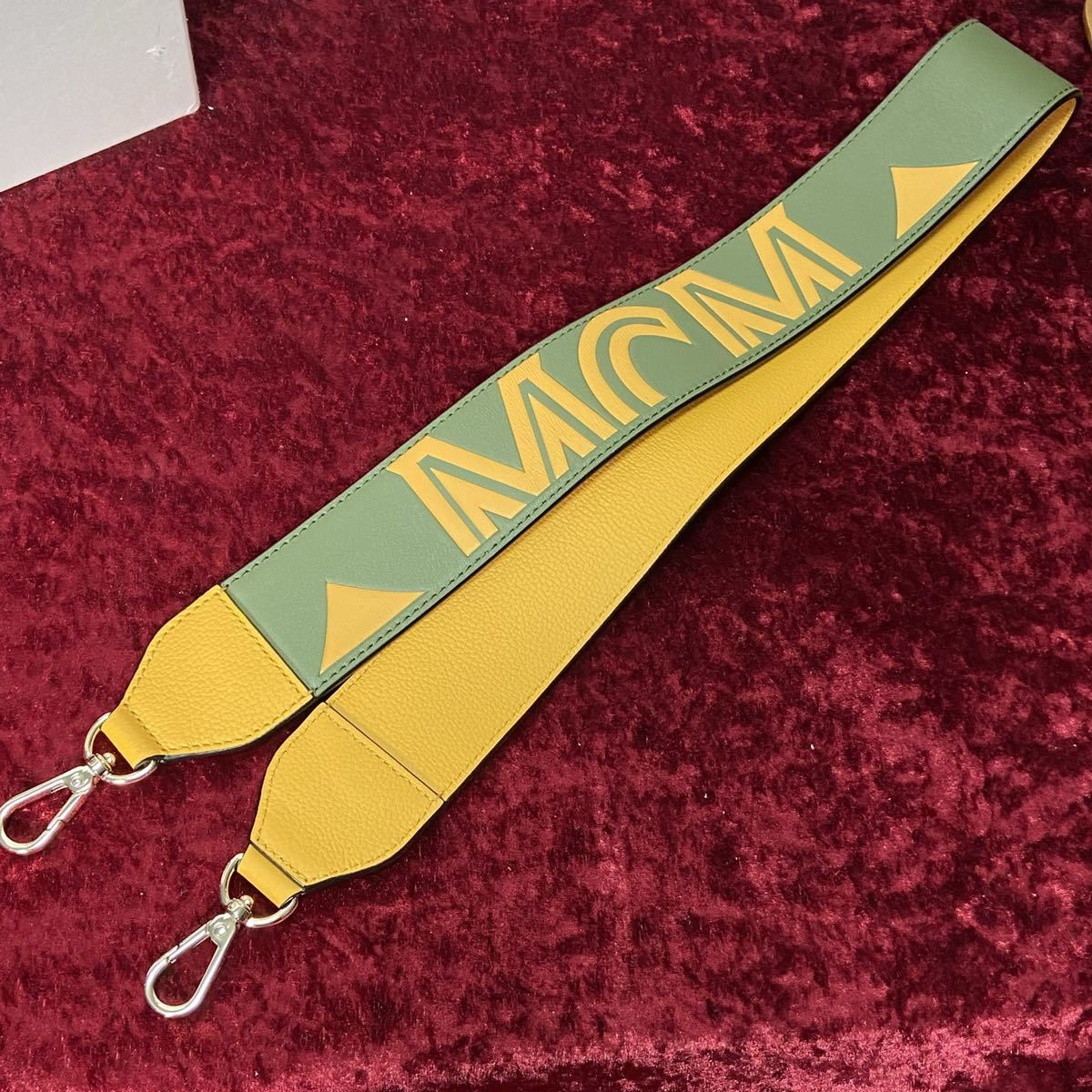 2 未使用 MCM エムシーエム バイカラー レザー ショルダーストラップ