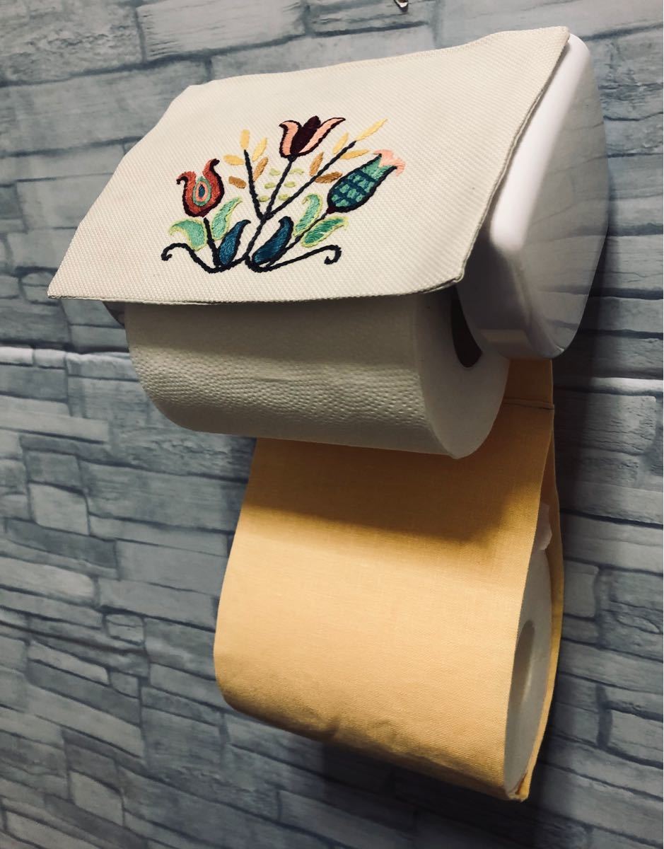 Paypayフリマ 手刺繍 トイレットペーパーホルダーカバー 刺繍 ハンドメイド 花 手作り ペーパーホルダーカバー Paypayフリマ 手刺繍 トイレットペーパーホルダーカバー 刺繍 ハンドメイド 花 手作り ペーパーホルダーカバー