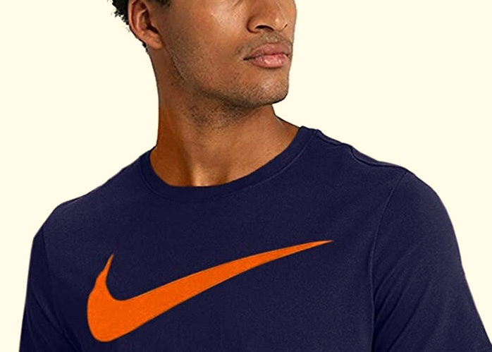 【既決USA】NIKE・ ナイキ@完売胸元【NIKE】ロゴ入半袖Tシャツ【Nike Men's Swoosh Logo Dri-Fit Short T-Shirt】 紺 x Orange @2XL_画像2