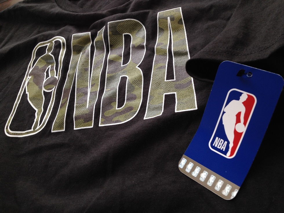 【既決USA】NBA BASKETBALL ★ バスケットボール@完売胸元【NBA】迷彩柄ロゴ入半袖Tシャツ【NBA Graphic Camo Logo T-Shirt】 黒@S_画像10