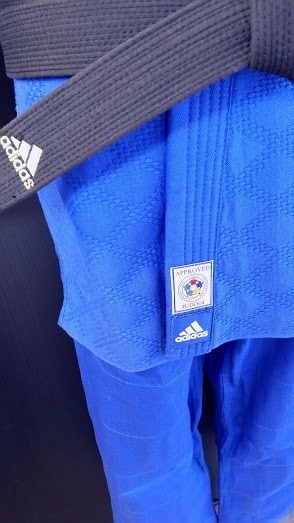 170cm 4号 adidas アディダス 柔道着 チャンピオン JU 170cm 4号 adidas アディダス 柔道着 チャンピオン JU