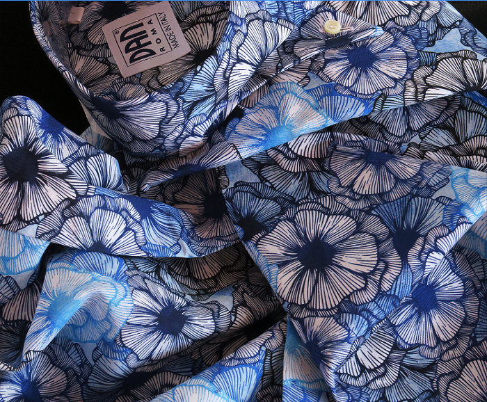 ◆イタリアシャツ ドゥエボットーニ DANROMA limited Edition 788 競い咲き乱れる青い花々は花火のようです・・♬～ Ｌ 42-93_画像1