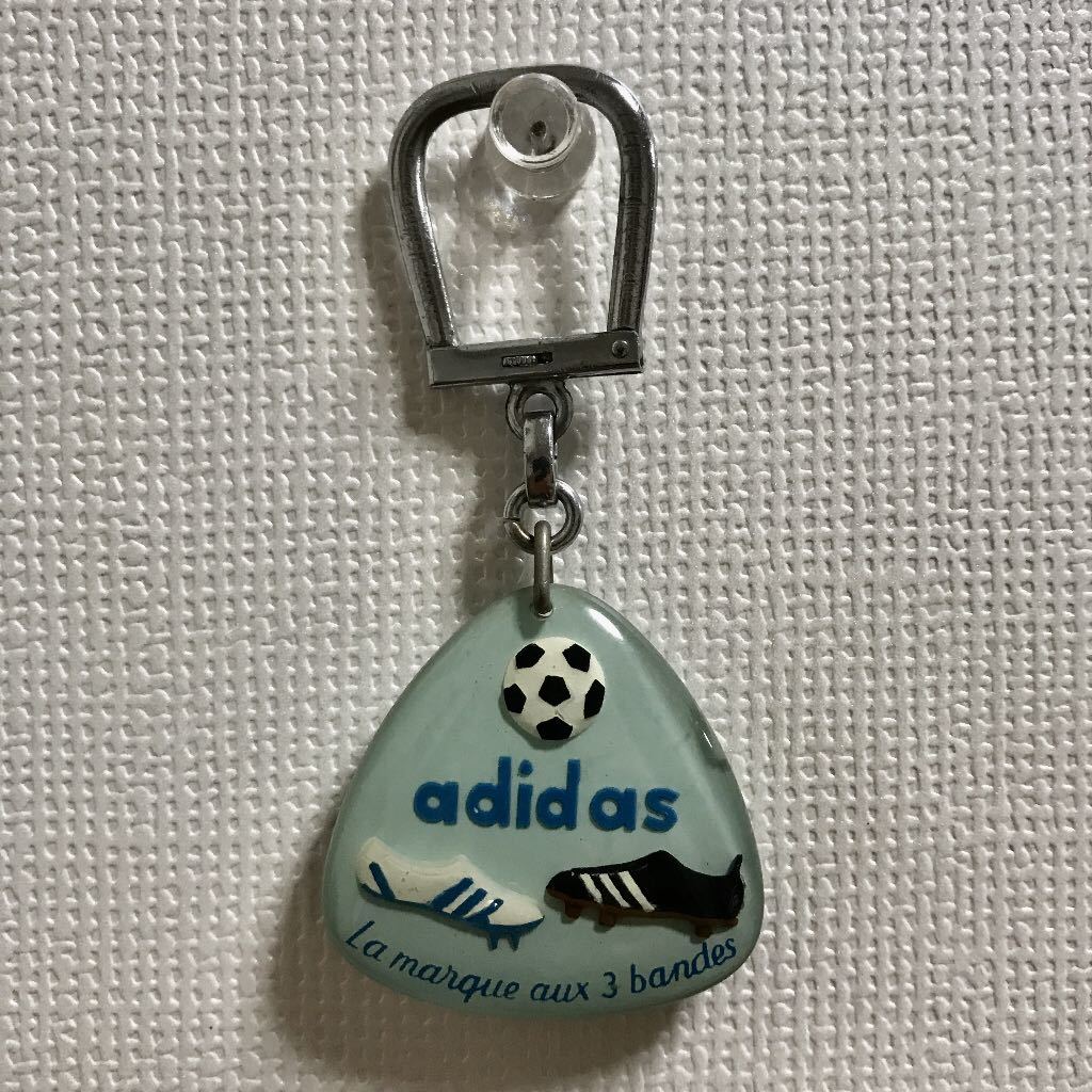  Vintage France brubon key holder adidas