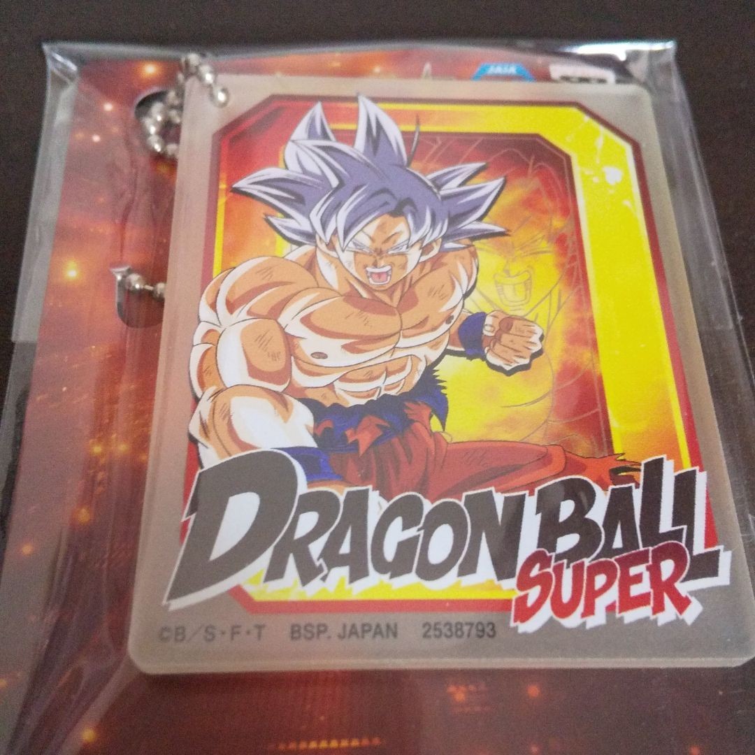 Paypayフリマ ドラゴンボール超 蓄光アクリルキーホルダー Paypayフリマ ドラゴンボール超 蓄光アクリルキーホルダー