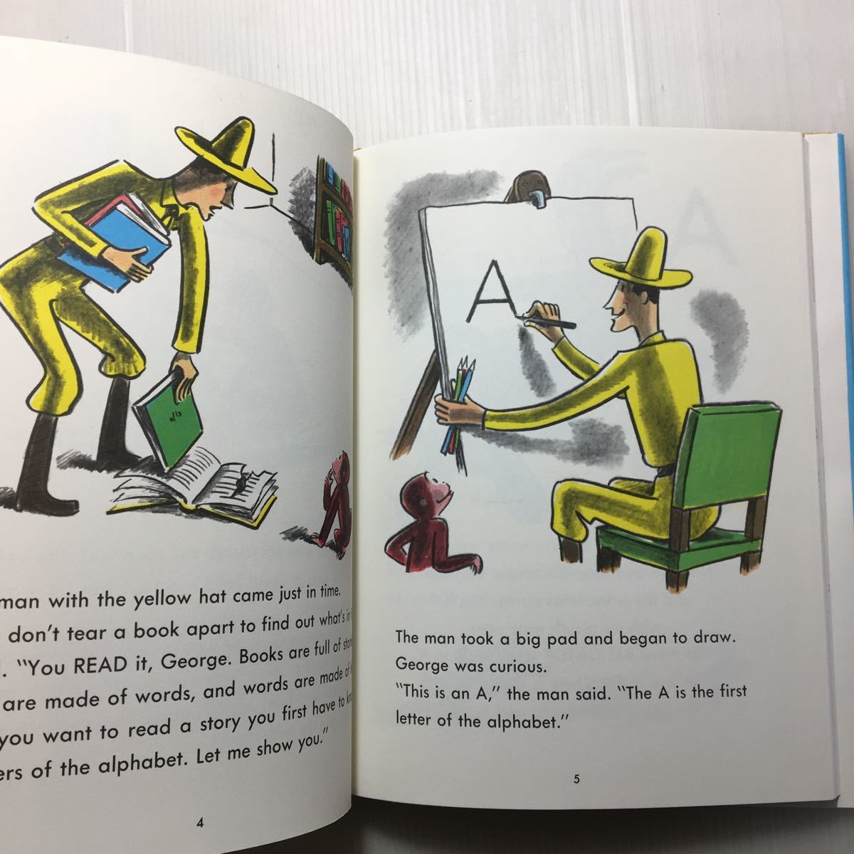 zaa-145♪Curious George Learns the Alphabet (英語) 絵本, 1963/9/9 H. A. Rey (著), Margret Rey (著)_画像5