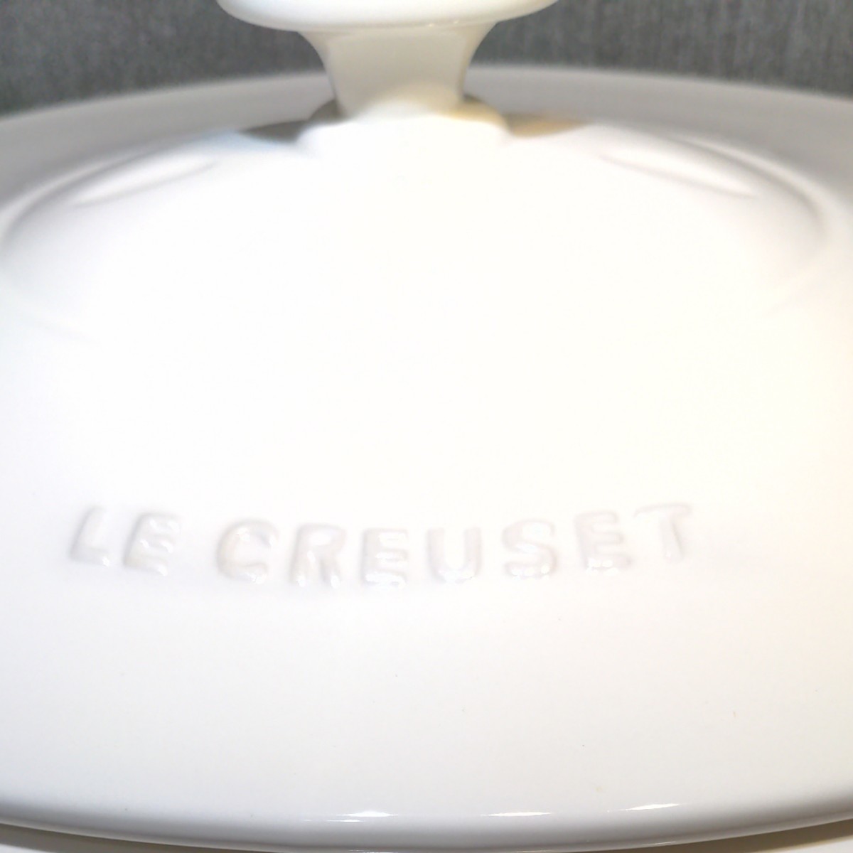 新品 廃盤 LE CREUSET Bijou ルクルーゼ 蓋付き オーバル キャセロール ホワイト