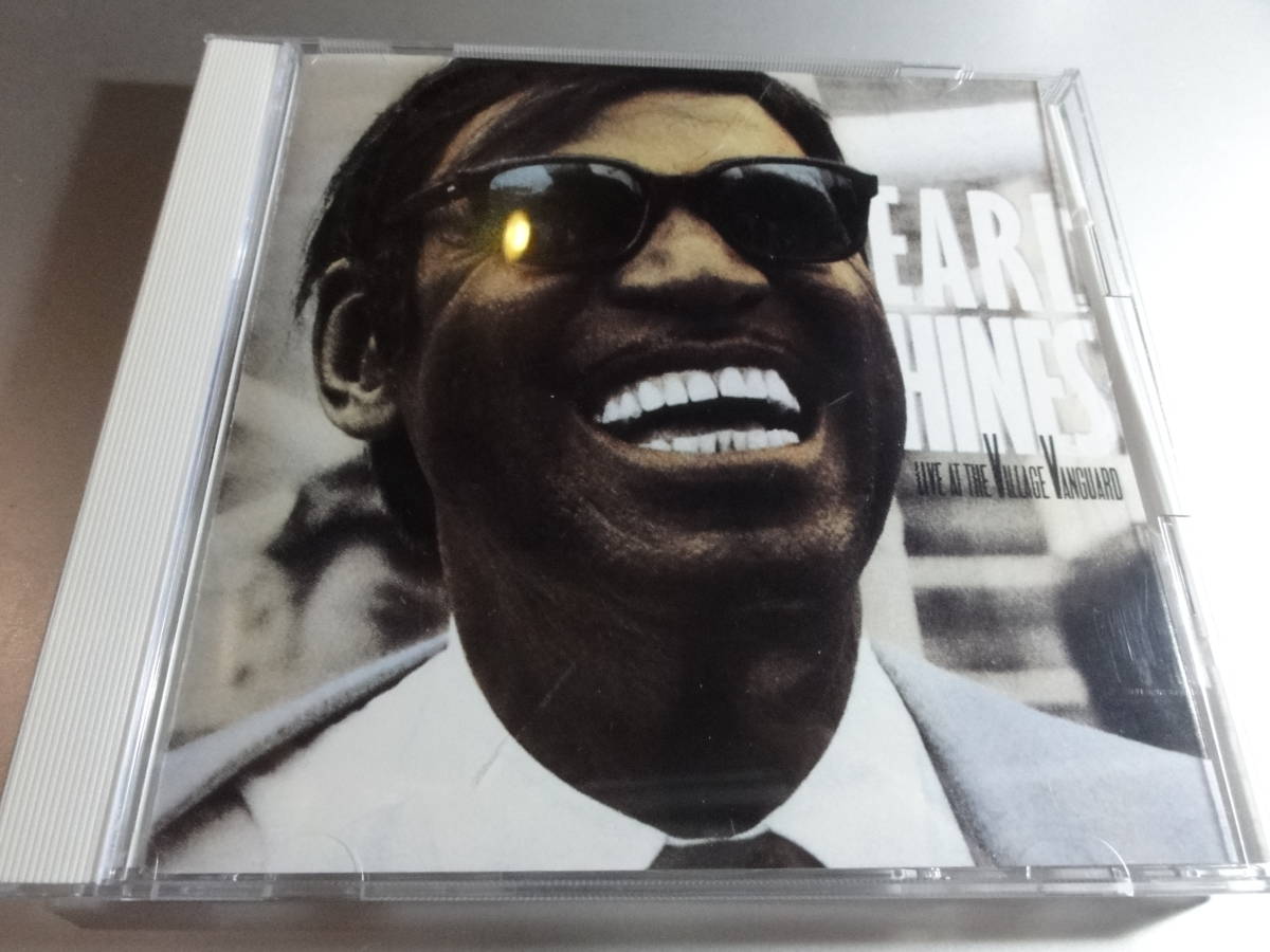 EARL HINES アール・ハインズ　　　LIVE AT THE VILLAGE VANGUARD　　国内盤