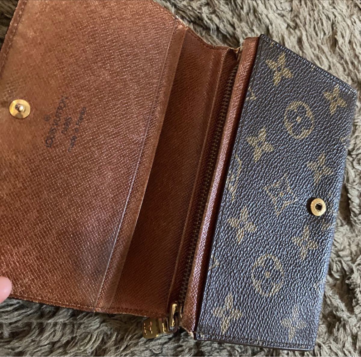 LOUIS VUITTON モノグラム 二つ折り財布