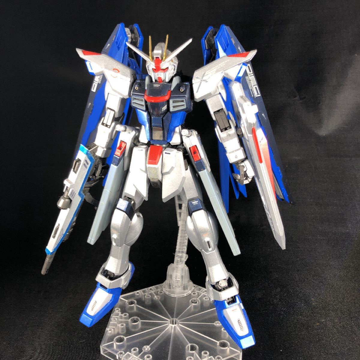 ガンプラ MG 1/100 フリーダムガンダム ストライクフリーダム ガンプラ MG 1/100 フリーダムガンダム ストライクフリーダム
