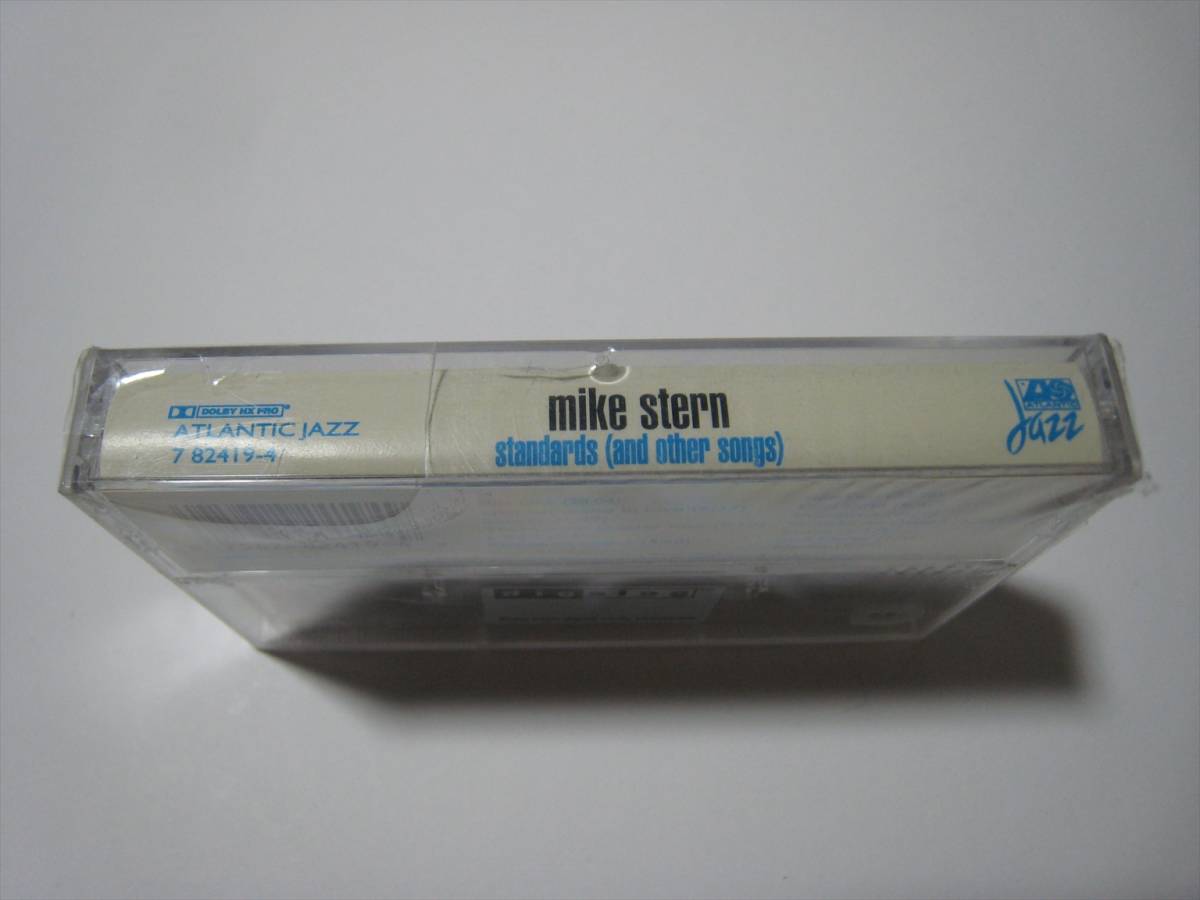 【カセットテープ】 MIKE STERN / ★新品未開封★ STANDARDS (AND OTHER SONGS) US版 マイク・スターン スタンダード_画像3