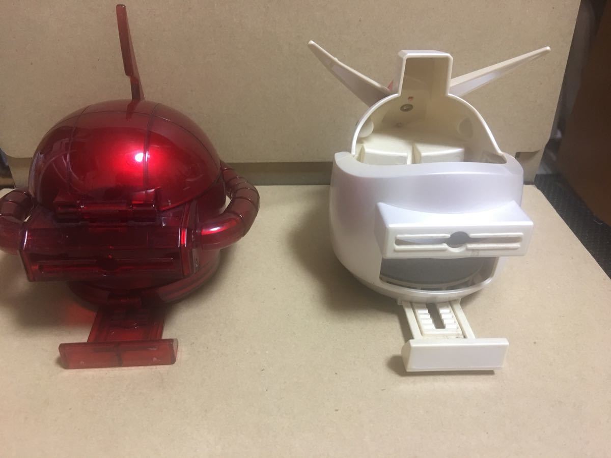 ドリンクホルダー シャア専用ザク&ガンダム(ガンダムは角折れ ドリンクホルダー シャア専用ザク&ガンダム(ガンダムは角折れ