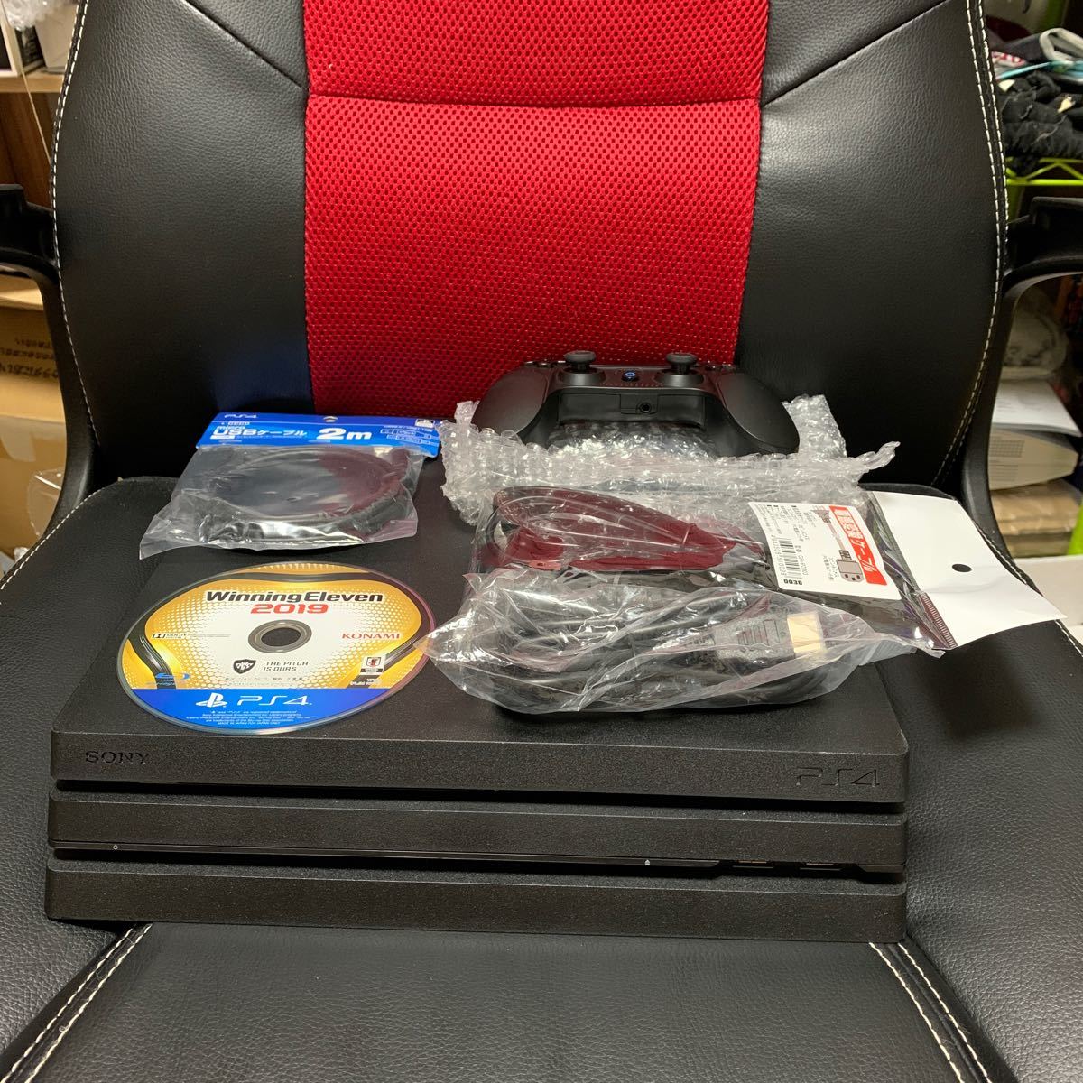 Paypayフリマ Ps4 Pro 1tb 本体 大容量 ケーブル コントローラー全て新品 すぐ遊べるセット ソフト 付き Fifa19 Paypayフリマ Ps4 Pro 1tb 本体 大容量 ケーブル コントローラー全て新品 すぐ遊べるセット ソフト 付き Fifa19