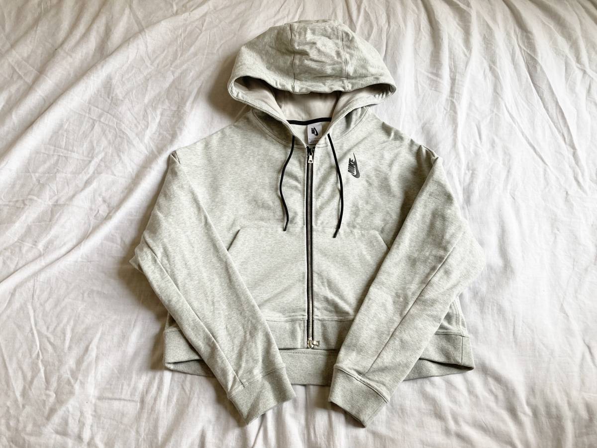 ナイキラボ Nikelab Crop Fleece Zip Hoodie クロップ フリース ナイキラボ Nikelab Crop Fleece Zip Hoodie クロップ フリース