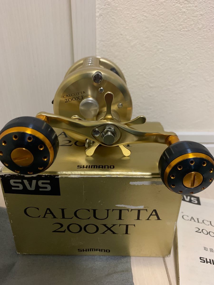 シマノ カルカッタ 200XT 右巻き 夢屋ノブ&コンクエストハンドル シマノ カルカッタ 200XT 右巻き 夢屋ノブ&コンクエストハンドル