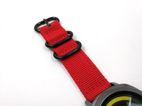 ナイロン製ミリタリーストラップ 交換用腕時計ベルト レッドXブラック 20mm_画像4