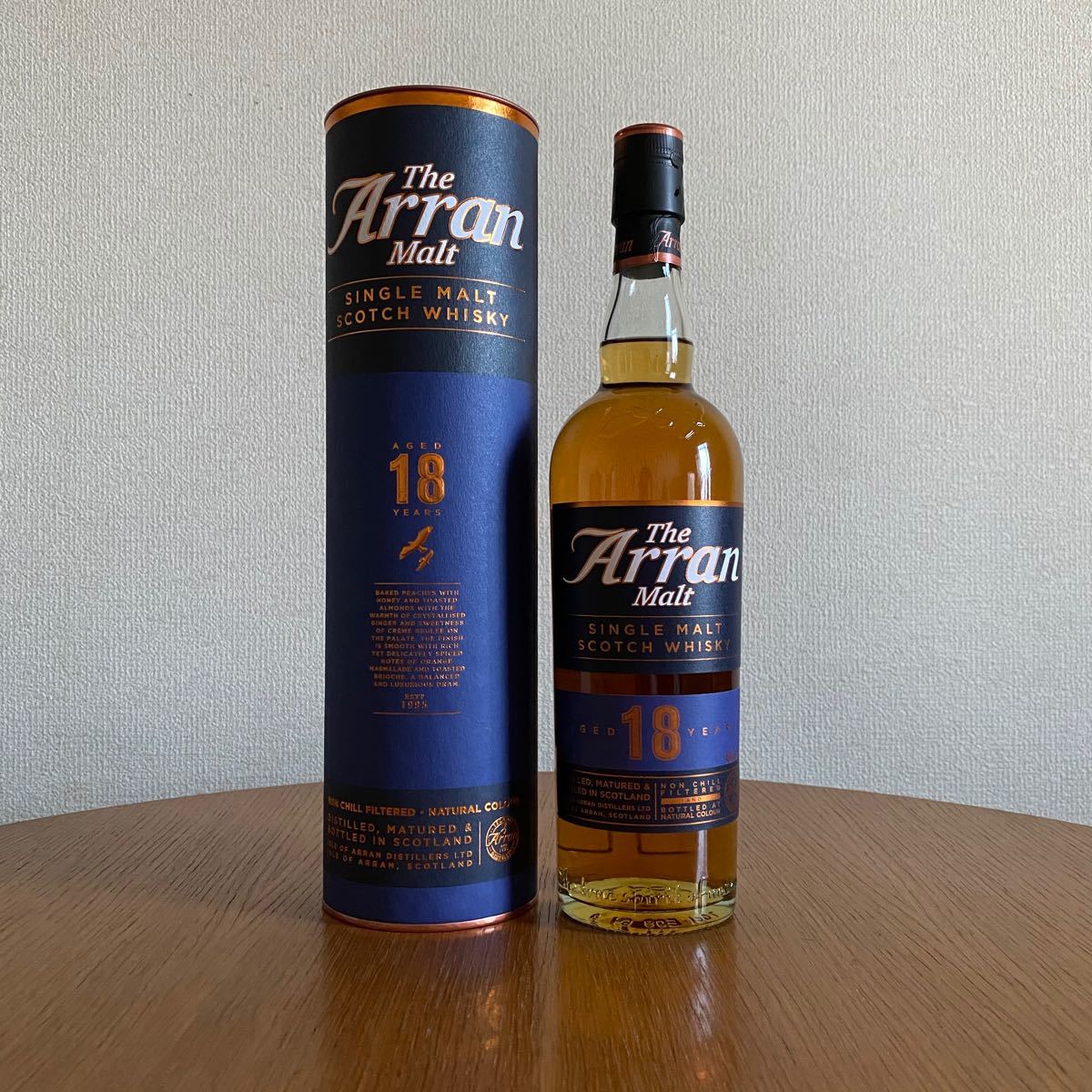 アラン18年 旧ボトル 冊子付き 700ml 46% ウィスク・イー アラン18年 旧ボトル 冊子付き 700ml 46% ウィスク・イー