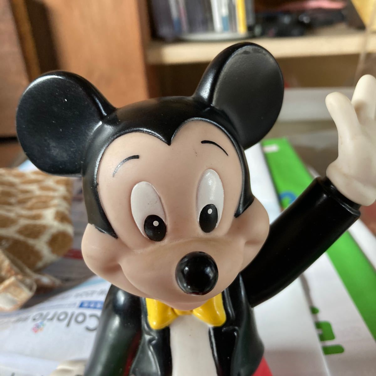 Paypayフリマ 東京ディズニーランドで 買いました かわいいミッキーの 貯金箱です Paypayフリマ 東京ディズニーランドで 買いました かわいいミッキーの 貯金箱です