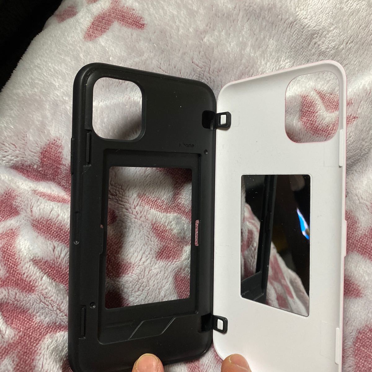 今月限定出品　スヌーピー iphoneケース ミラー付き 背面 カード収納付き ピーナッツ iPhone11