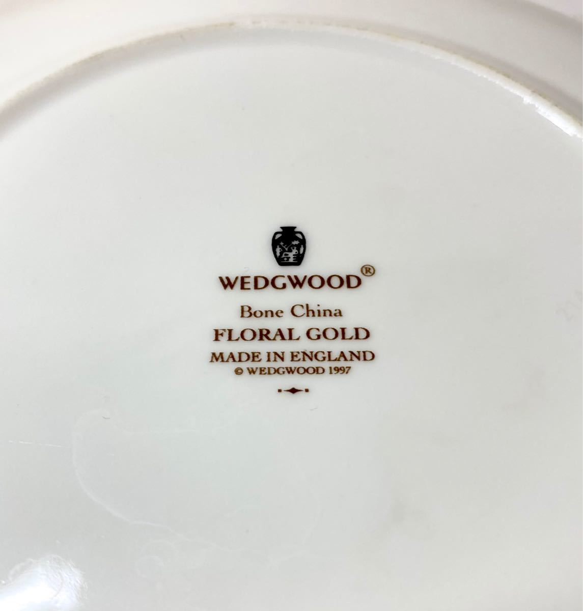 WEGWOODケーキプレート6枚セット - organicfarmermag.com セールの通販激安 【希少!Wedgwoodウエッジウッド コーヌコピア】20cmケーキ皿6枚セット 食器