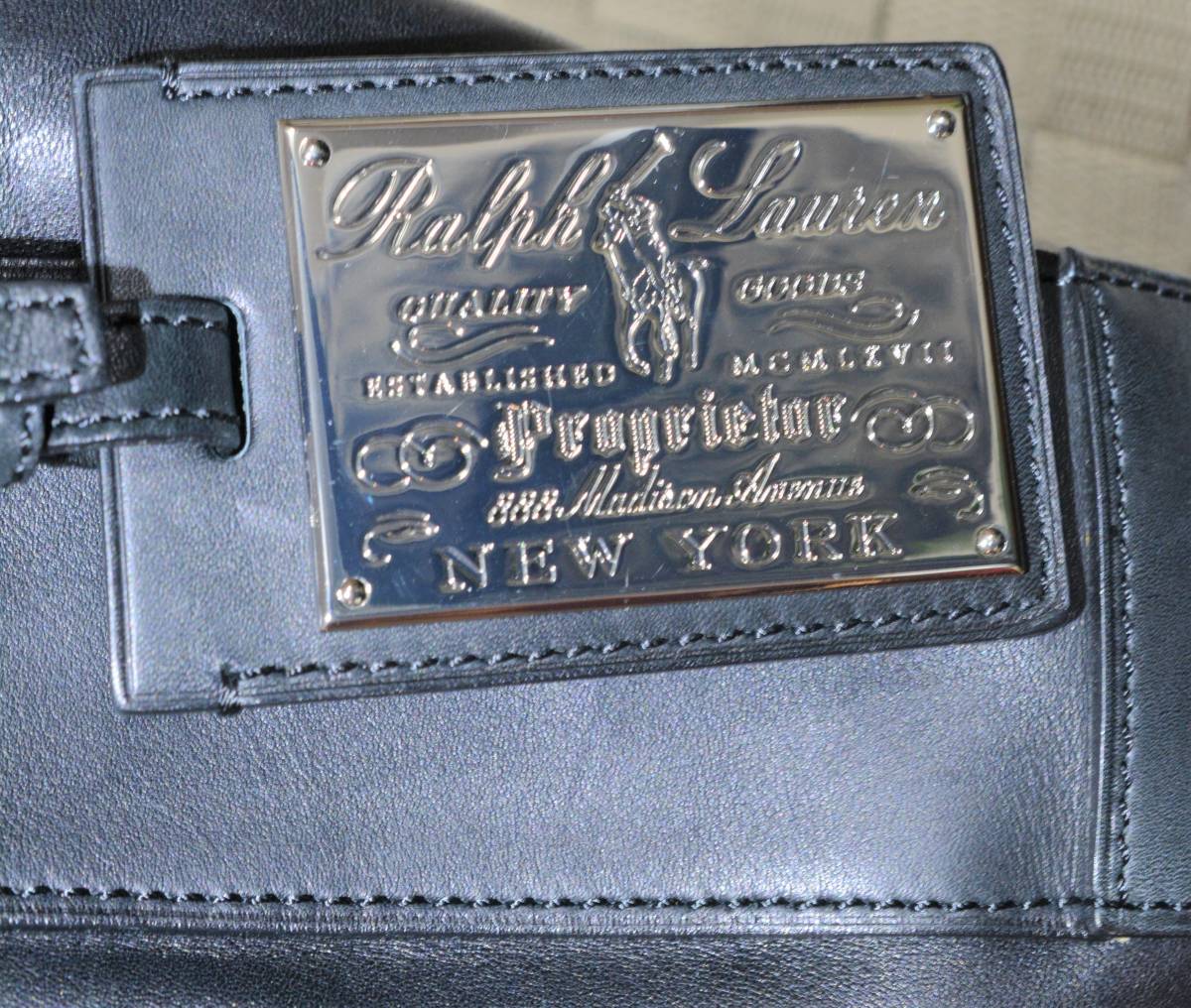 本物　美品　ポロ ラルフローレン レザーバッグ　ＲＬ 本物　　最高級黒本革　肩掛けバッグ　ショルダーバッグ　シルバー金具　カード付