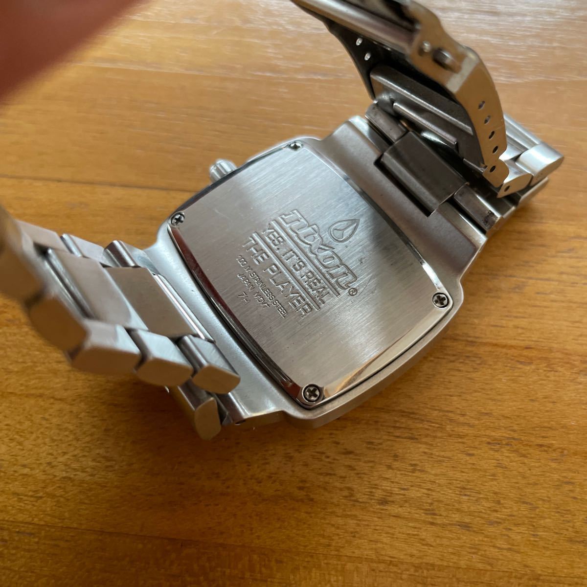 NIXON ニクソン 腕時計 the player 旧ロゴ希少品|Yahoo!フリマ NIXON ニクソン 腕時計 the player 旧ロゴ希少品|Yahoo!フリマ