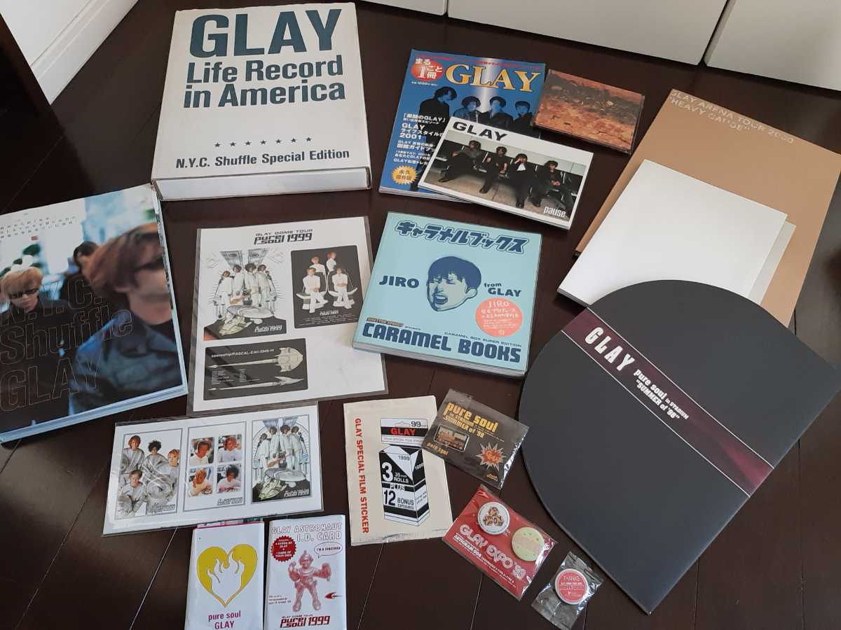 新しい GLAY パンフレット 写真集 ツアーグッズ キャラメルブックス
