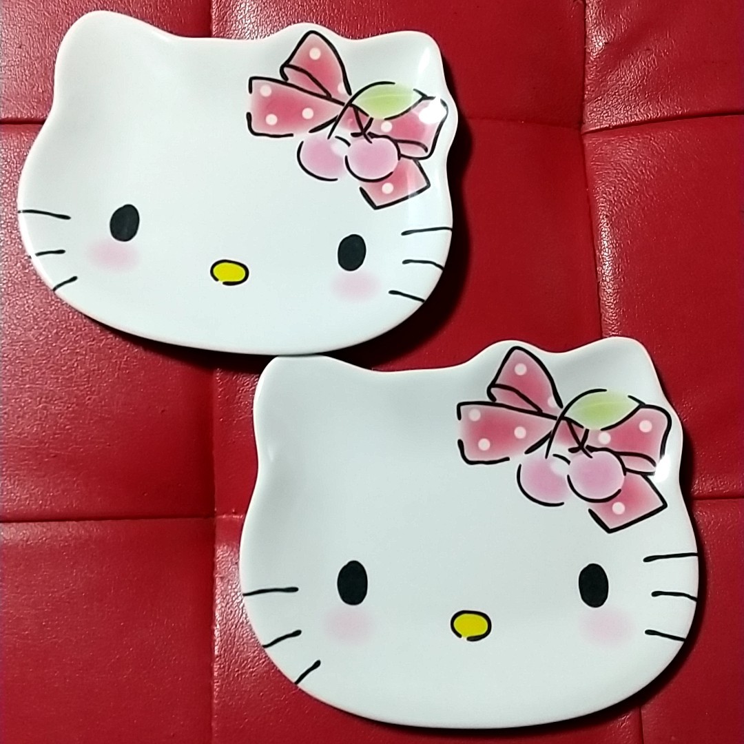 Paypayフリマ ハローキティメラミン皿 2枚セット 一番くじ Paypayフリマ ハローキティメラミン皿 2枚セット 一番くじ