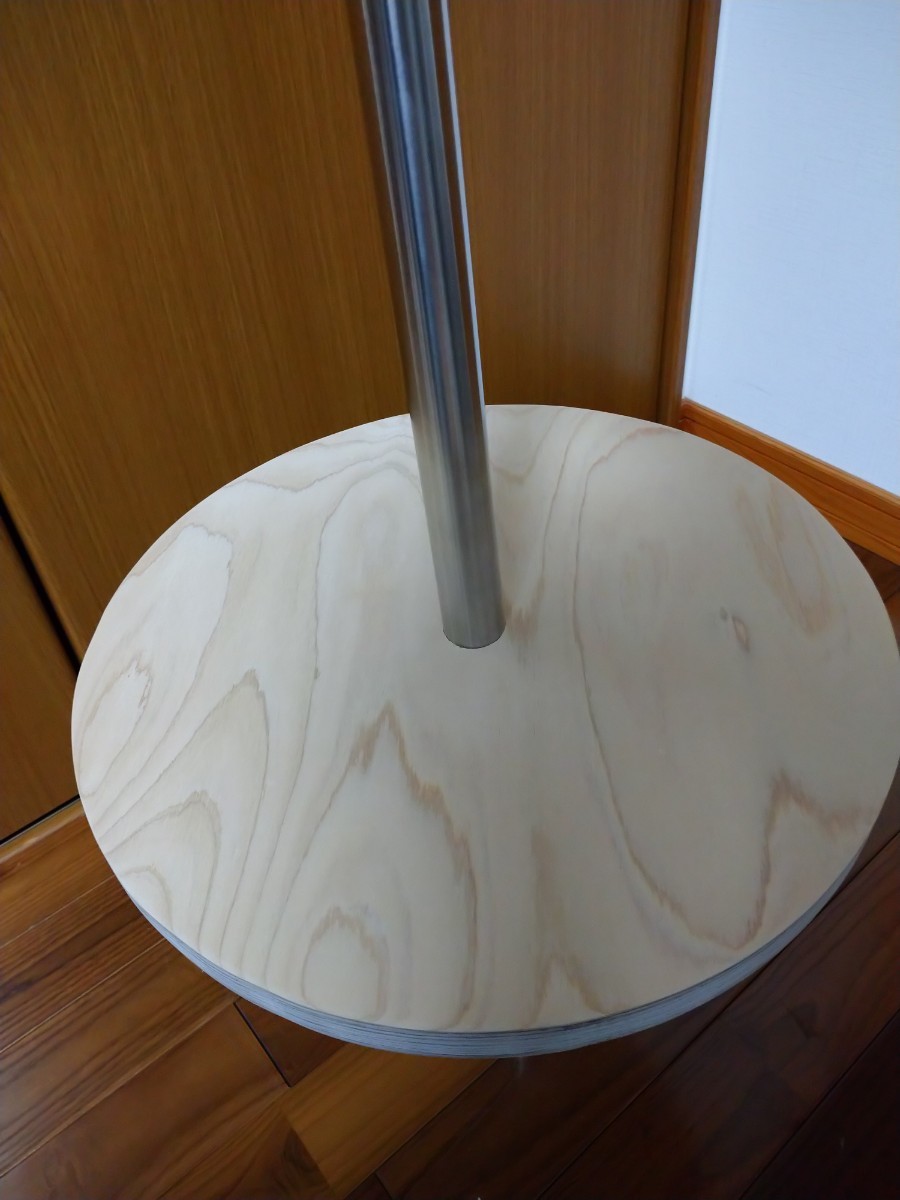 No.1 針葉樹合板、丸型400㍉テーブル、各種サイズ可能。ワンポールテーブル。