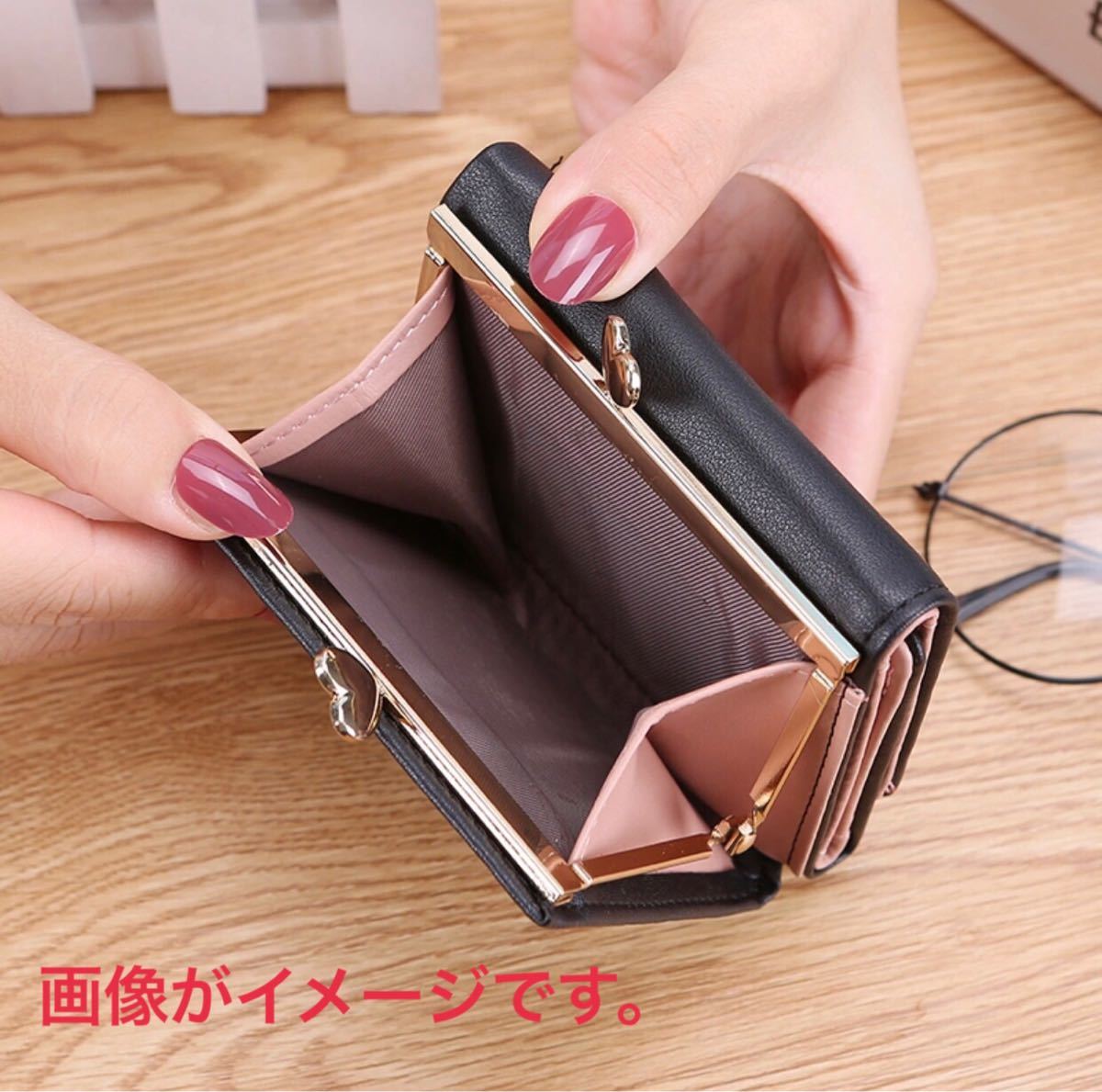 新品　コインケース ミニ財布 三つ折り 薄ピンクミニウォレット がま口　送料無料