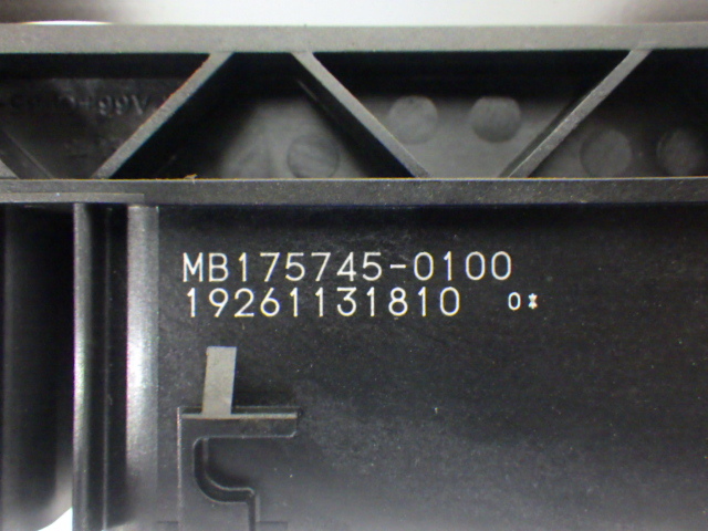 【Y0124】 美品 中古 ZB420 VOLVO V60 ボルボV60 T5 インスクリプション 2020年4月 エンジンコンピューター B420 32242004 即決_画像4