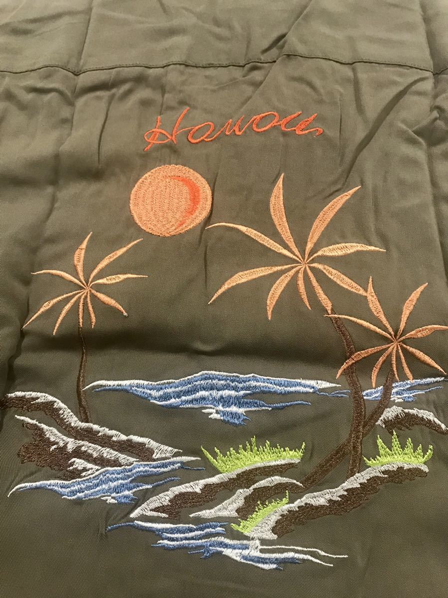 新品未使用デッドストック品　ハワイアン半袖刺繍アロハシャツ　khaki M_画像4
