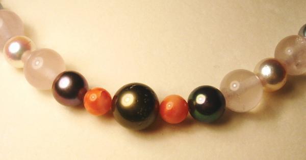 PL42:SV... pearl ( coral . crystal Tahiti black pearl ) necklace 