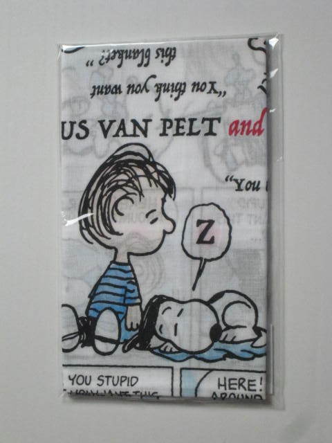 Paypayフリマ スヌーピータウンショップ Linus Van Pelt Snoopy 安心毛布 バンダナ 送料無料 Peanuts スヌーピー ライナス 限定品