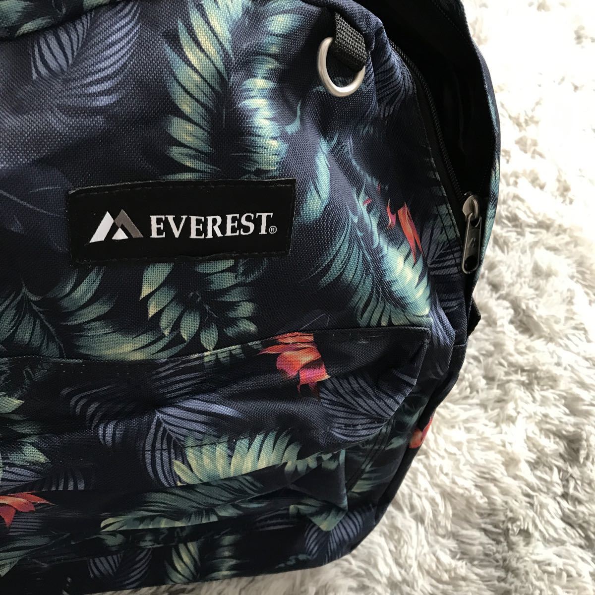 EVERST  ネイビー系大容量リュック