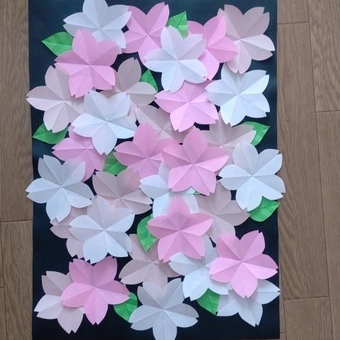Paypayフリマ 折り紙 切り紙 壁飾り 桜 大 Paypayフリマ 折り紙 切り紙 壁飾り 桜 大