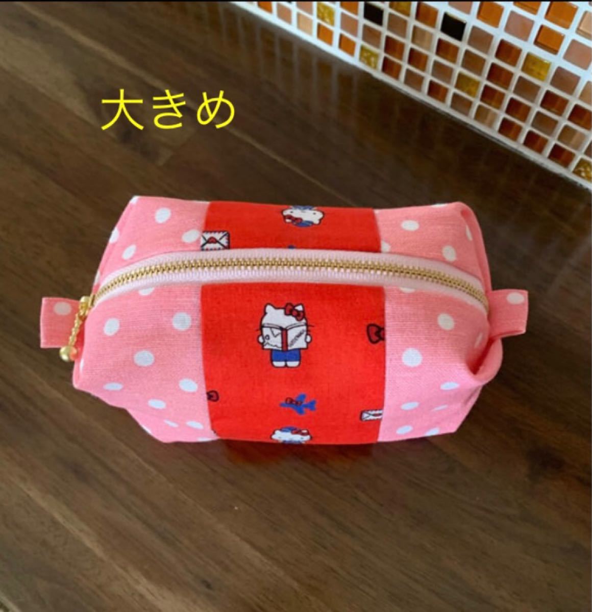 Paypayフリマ ハンドメイド キャラメルポーチ マルチケース 小物入れ 小銭入れ カード入れ キティちゃん Paypayフリマ ハンドメイド キャラメルポーチ マルチケース 小物入れ 小銭入れ カード入れ キティちゃん