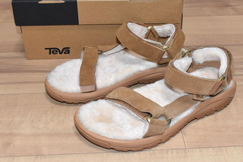 【即決】新品 TEVA Hurricane Shearling 26cm 定価12800円 ベージュ◆ テバ サンダル ハリケーン シェアリング ストラップ ムートン ファー_画像1