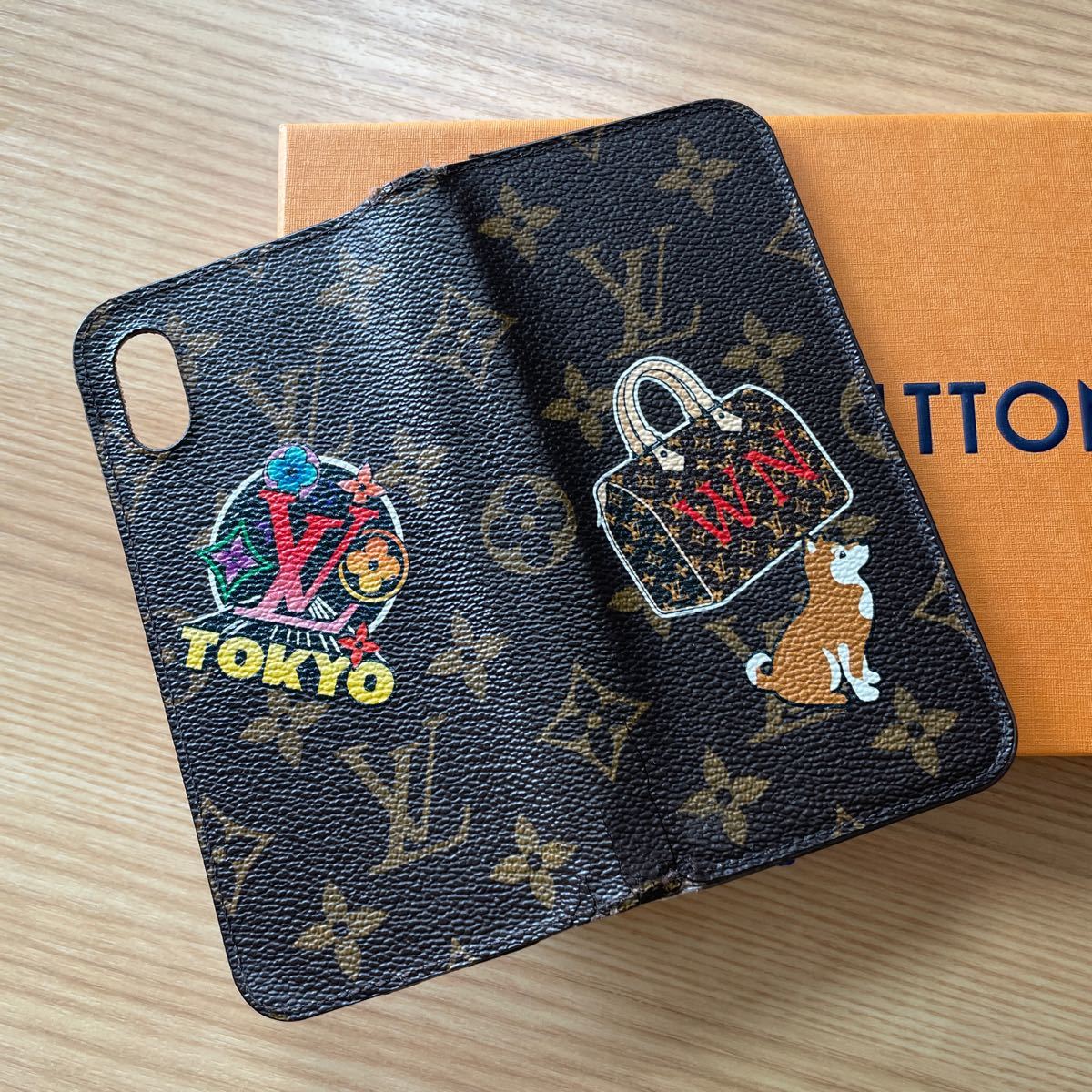 ルイヴィトン iPhone X XS フォリオ マイLV ワールドツアー iPhone