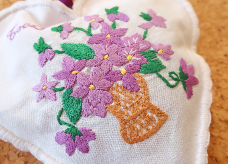 未使用 可愛い刺繍のバイオレットのポプリ ハート形 La Maison De La Violette Buyee Buyee 일본 통신 판매 상품 옥션의 대리 입찰 대리 구매 서비스