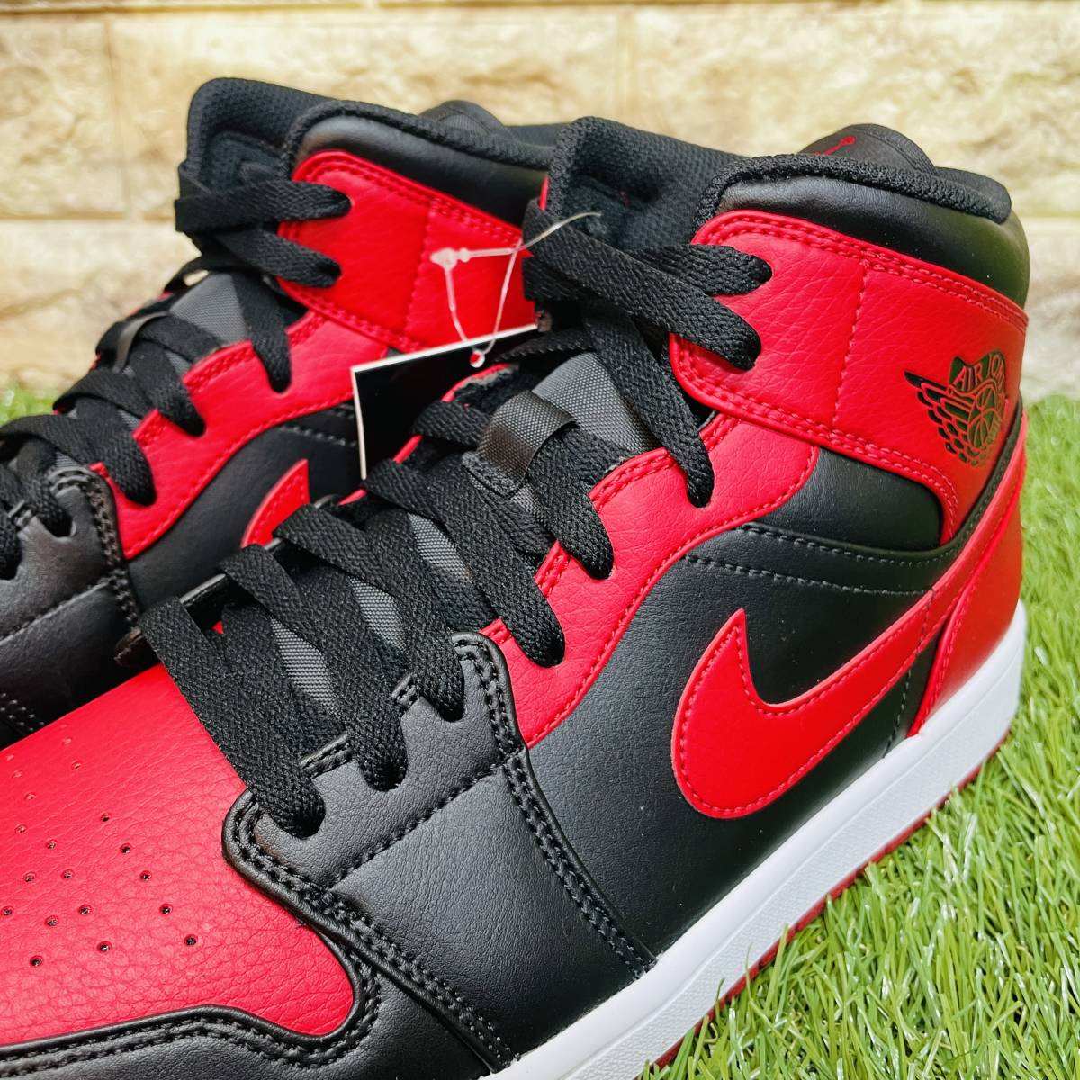 即決 ナイキ エアジョーダン 1 ミッド 34 ブレッド 34 Nike Air Jordan 1 Mid メンズ スニーカー 赤 レッド 29 5cm 送料込み Buyee Buyee Japanese Proxy Service Buy From Japan Bot Online 即決 ナイキ エアジョーダン 1 ミッド 34 ブレッド 34 Nike Air Jordan 1 Mid メンズ スニーカー 赤 レッド 29 5cm 送料込み Buyee Buyee Japanese Proxy Service Buy From Japan Bot Online