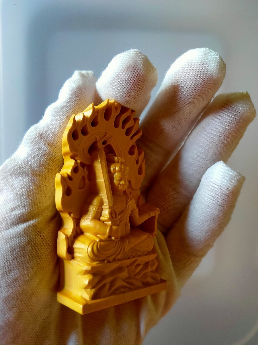 柘植（ツゲ）彫刻の不動明王像 69mm 木彫 仏教美術 工芸品