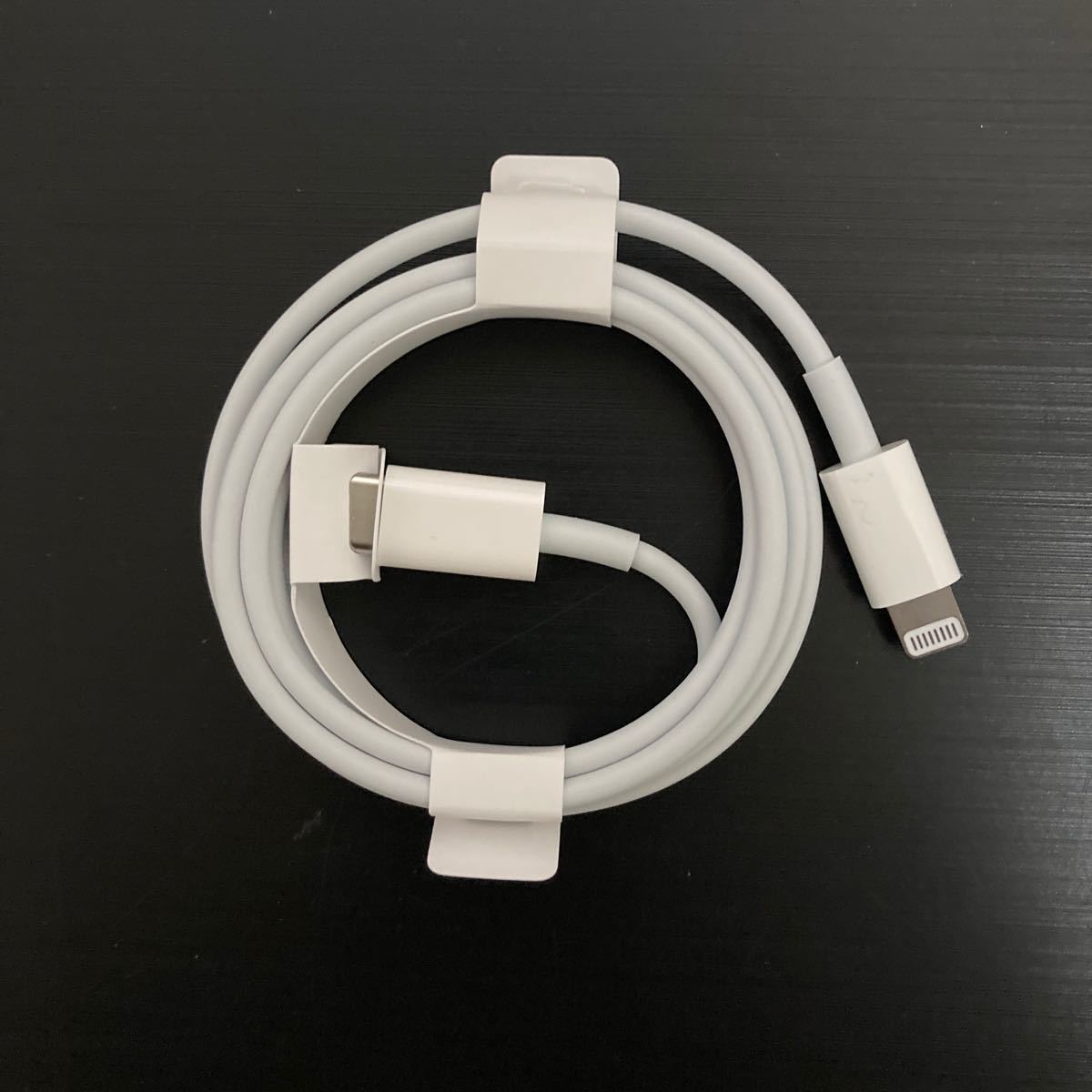 iPhone SE第二世代純正品 Lightningケーブル|Yahoo!フリマ(旧 iPhone SE第二世代純正品 Lightningケーブル|Yahoo!フリマ(旧