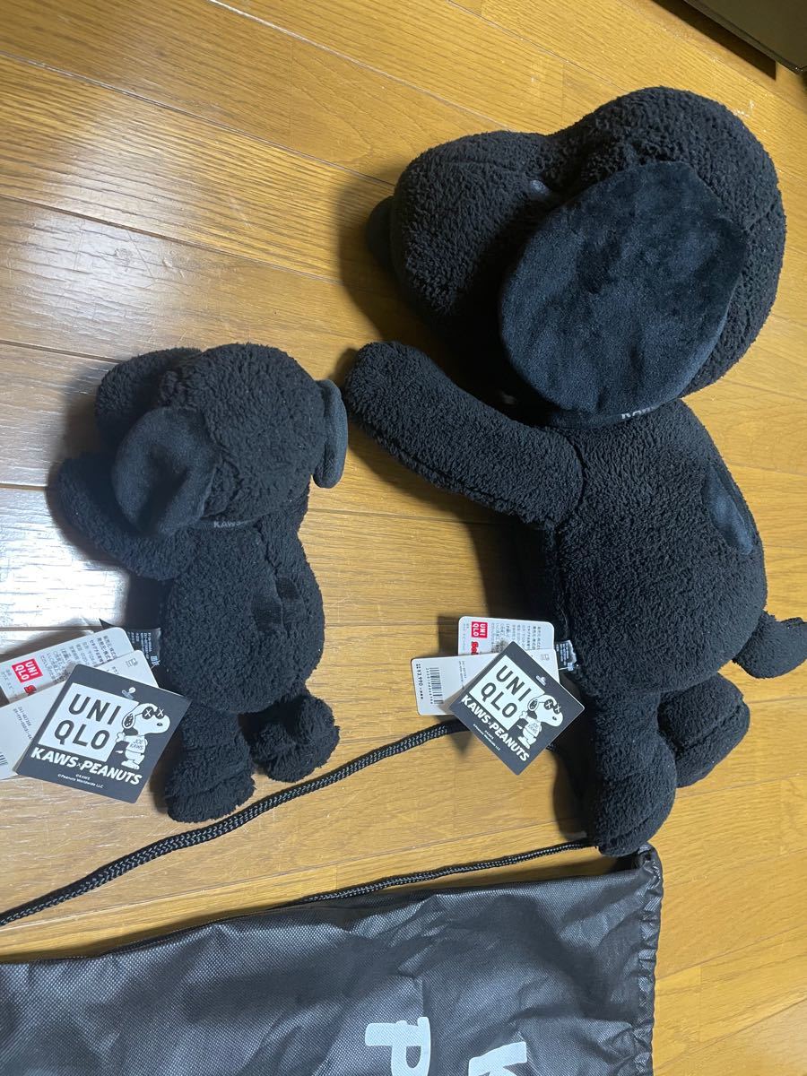 Paypayフリマ スヌーピーぬいぐるみ 黒 ユニクロ Kaws タグ付き 大と小セット