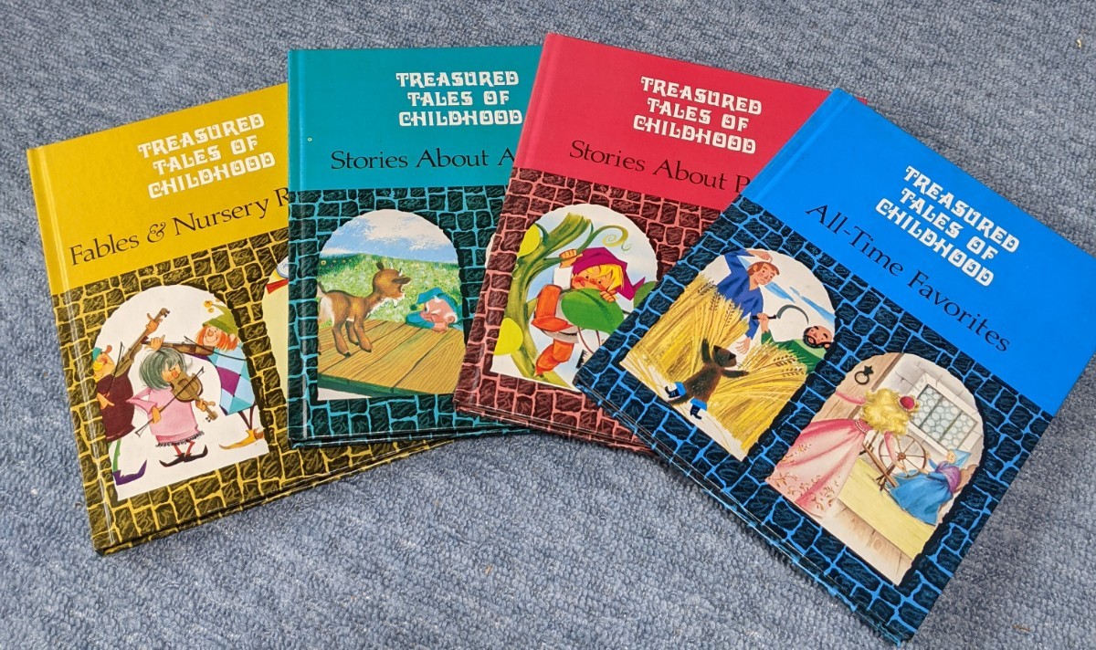 【5月限定価格!!】洋書絵本TREASURED TALES OF CHILDHOODビンテージ　童話　1974年発売　4冊セット
