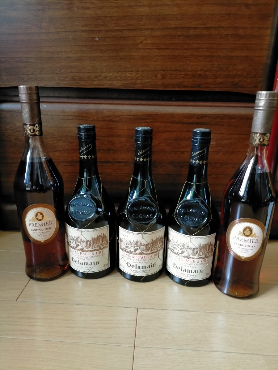 クロボアジェ VSOP バカラボトル コニャック COURVOISIER タイムセール