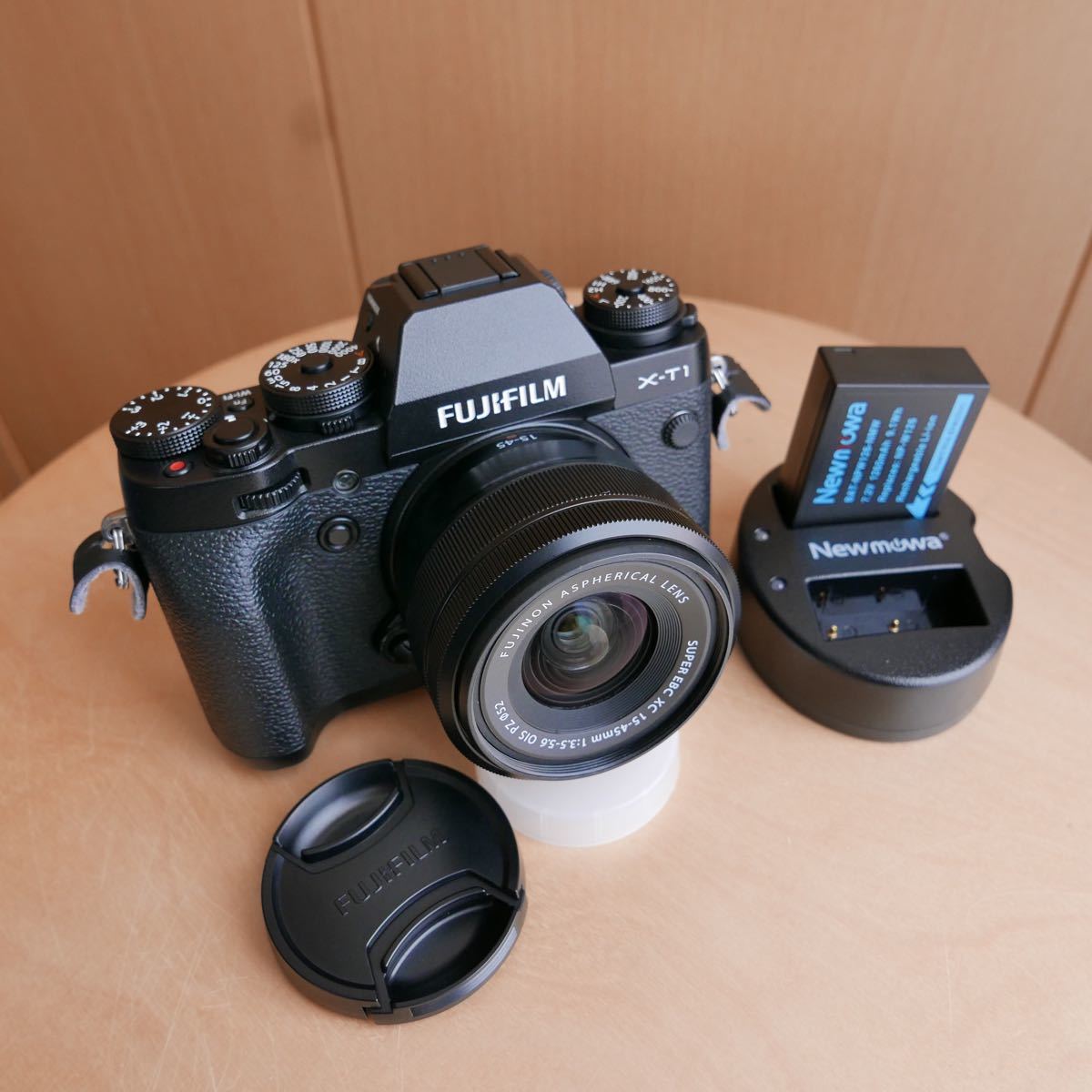 ■美品■ FUJIFILM X-T1 ■ XC 15-45mm ズームレンズセット