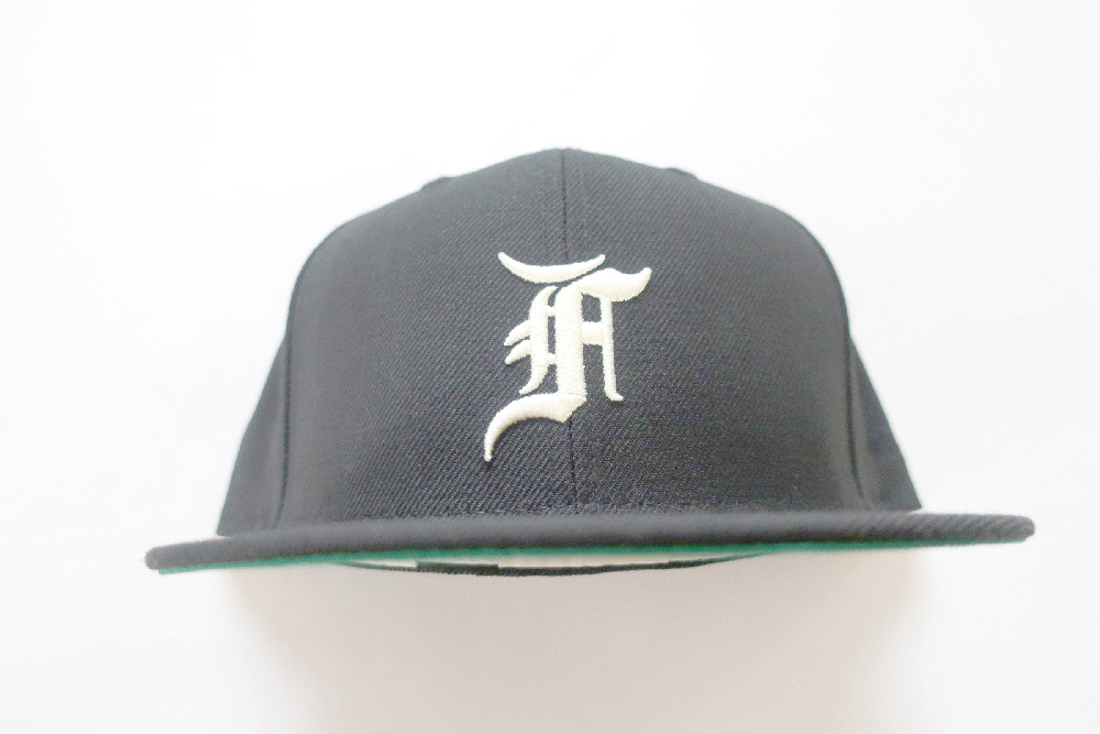 (71/8)FOG Fear Of God ESSENTIALS New Era 59FIFTY FITTED Baseball Capフェアオブゴッド エッセンシャルベースボールキャップ黒