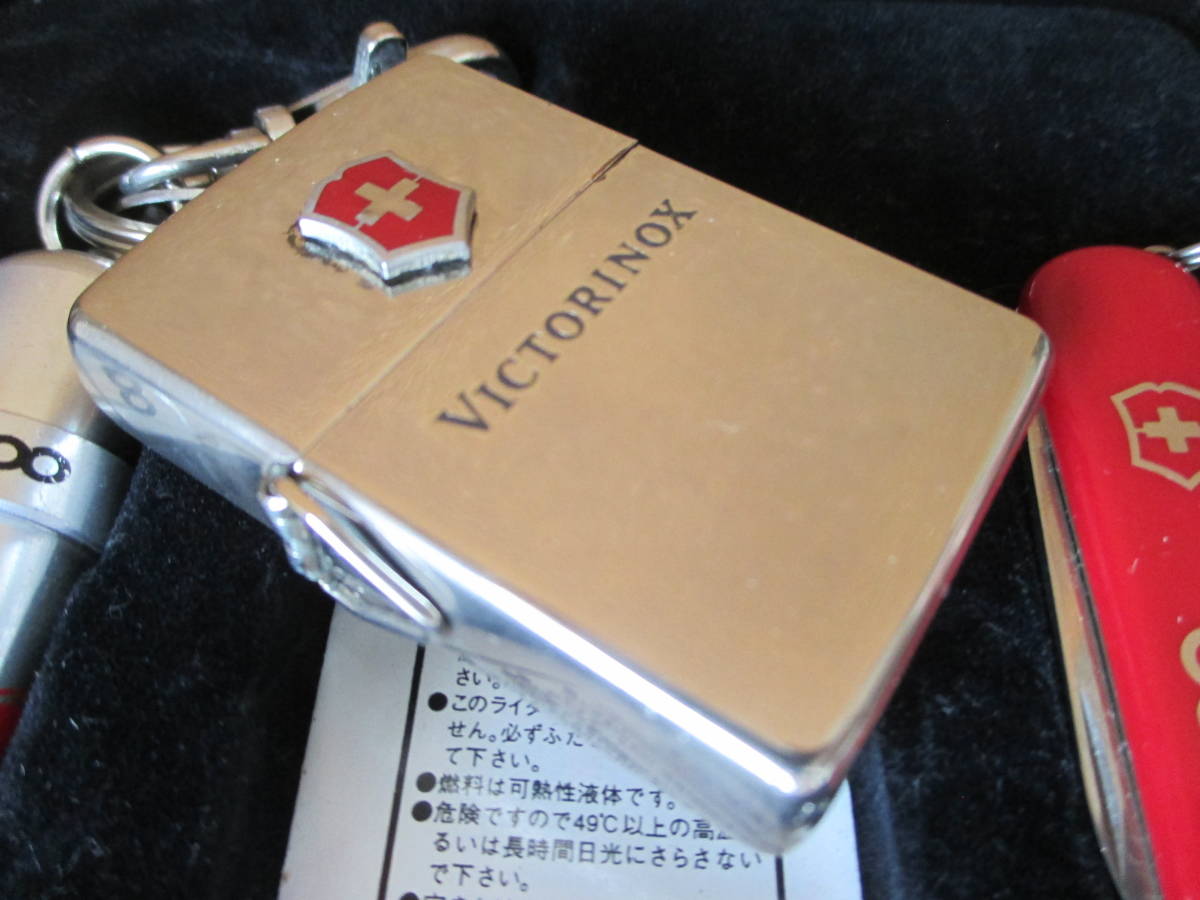 ZIPPO 『Victorinox ビクトリノックス フック付き』1996年11月製造 オイルタンク マルチツール付き オイルライター ジッポー  廃版激レア